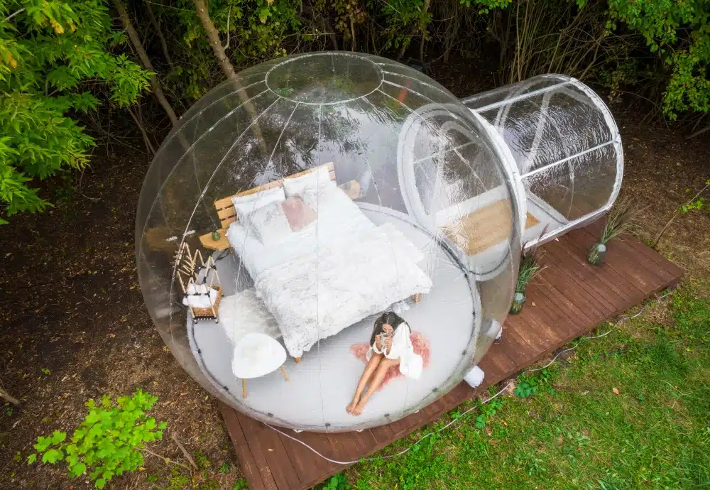 clear plastic bubble tent