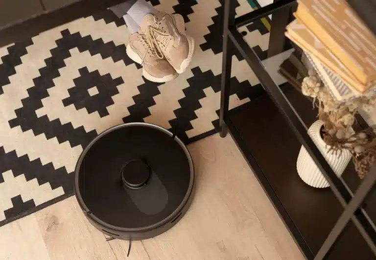 Smart Home Robot Vacuum